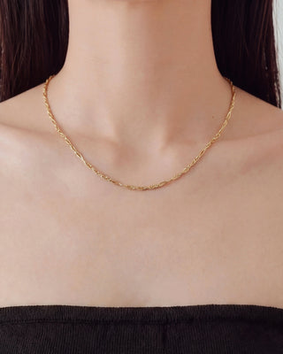 NOBLE CHAIN NECKLACE