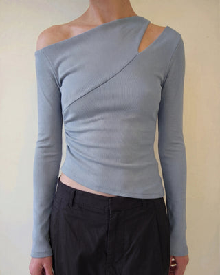 ONE SHOULDER DRAPE TOPS