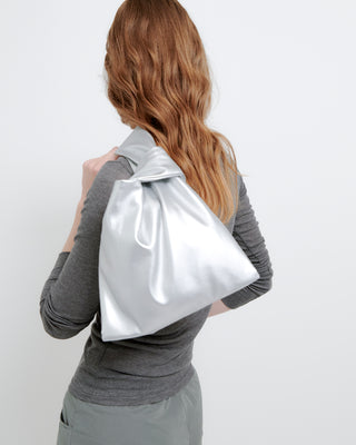 METALLIC ONE HANDLE BAG