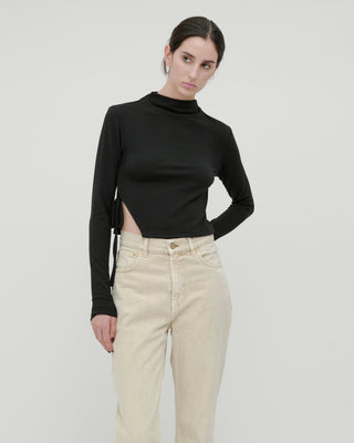 SMOOTH SIDE SLIT TOPS