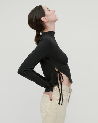 SMOOTH SIDE SLIT TOPS