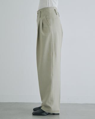 FORM PANTS