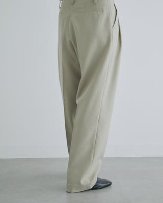 FORM PANTS