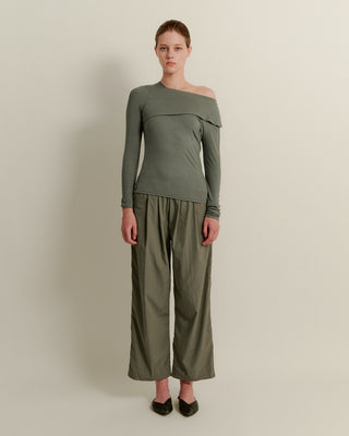 ASYMMETRY DECOLLETE TOPS