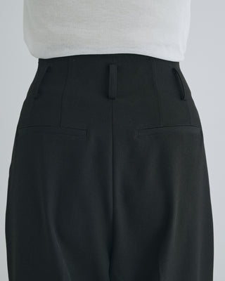 FORM PANTS