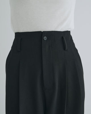 FORM PANTS