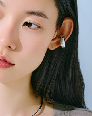 Luminous Curve Ear Cuff