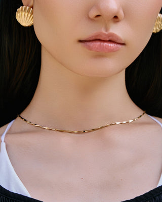 FINA CHAIN NECKLACE