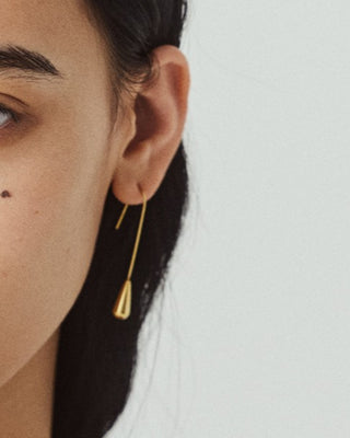 DEW SHAPE LONG PIERCE