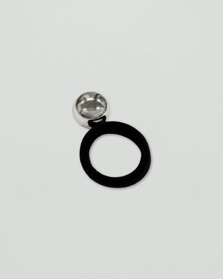 SILVER SPHERE HAIR TIE