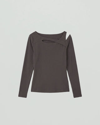CUT OUT FIT TOPS