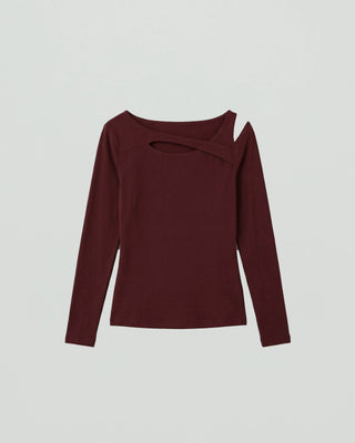 CUT OUT FIT TOPS