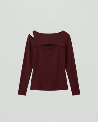 CUT OUT FIT TOPS